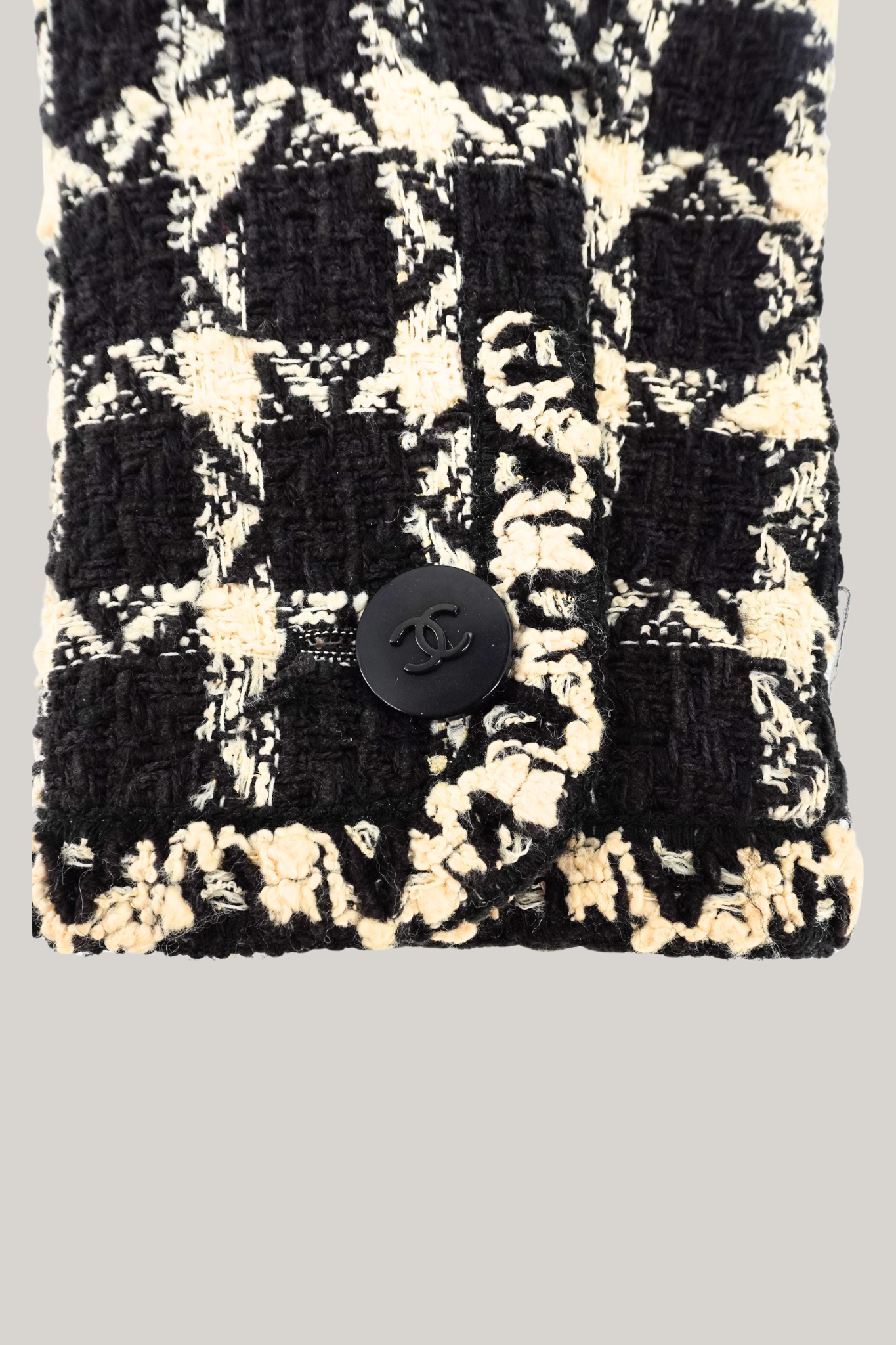 1998 Chanel Black & Ivory Checkered Blazer (FR 38)