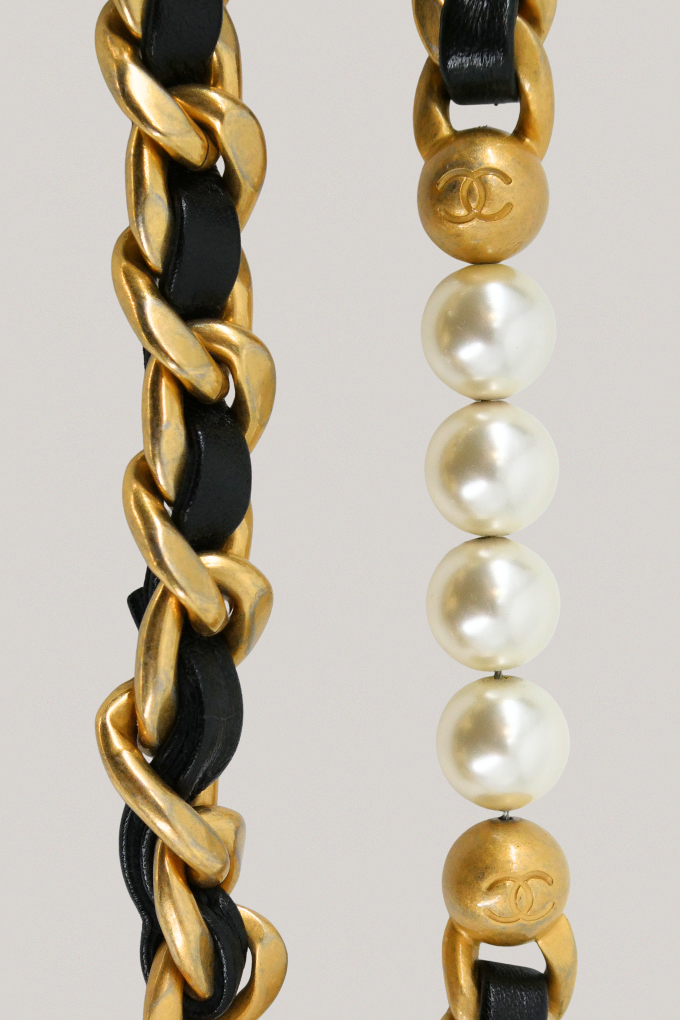 Chanel Pearl-Accented Quilted Calfskin Side Flap Bag