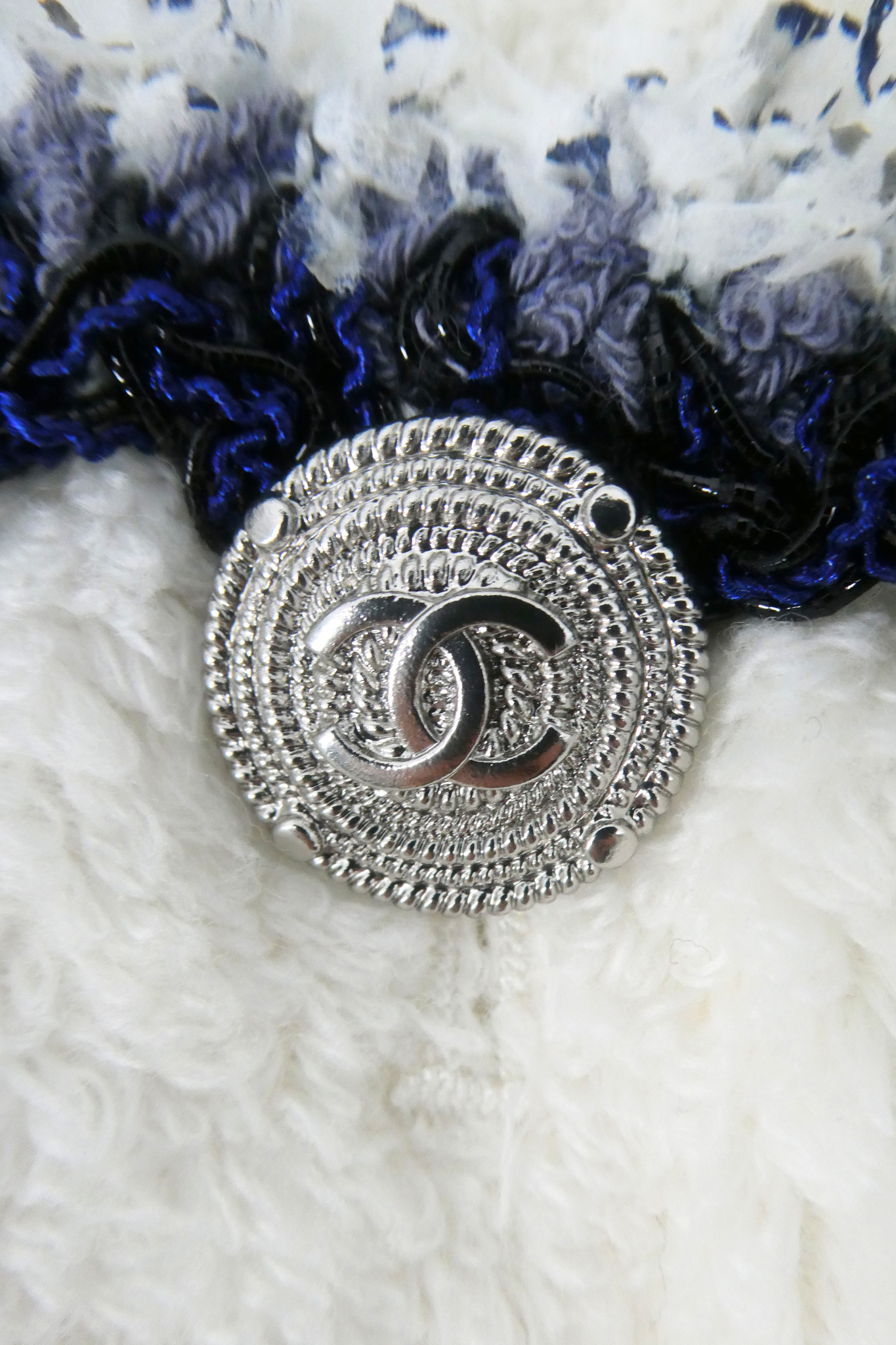 2012 Cruise Chanel White & Navy Trim Classic Jacket (FR 34)