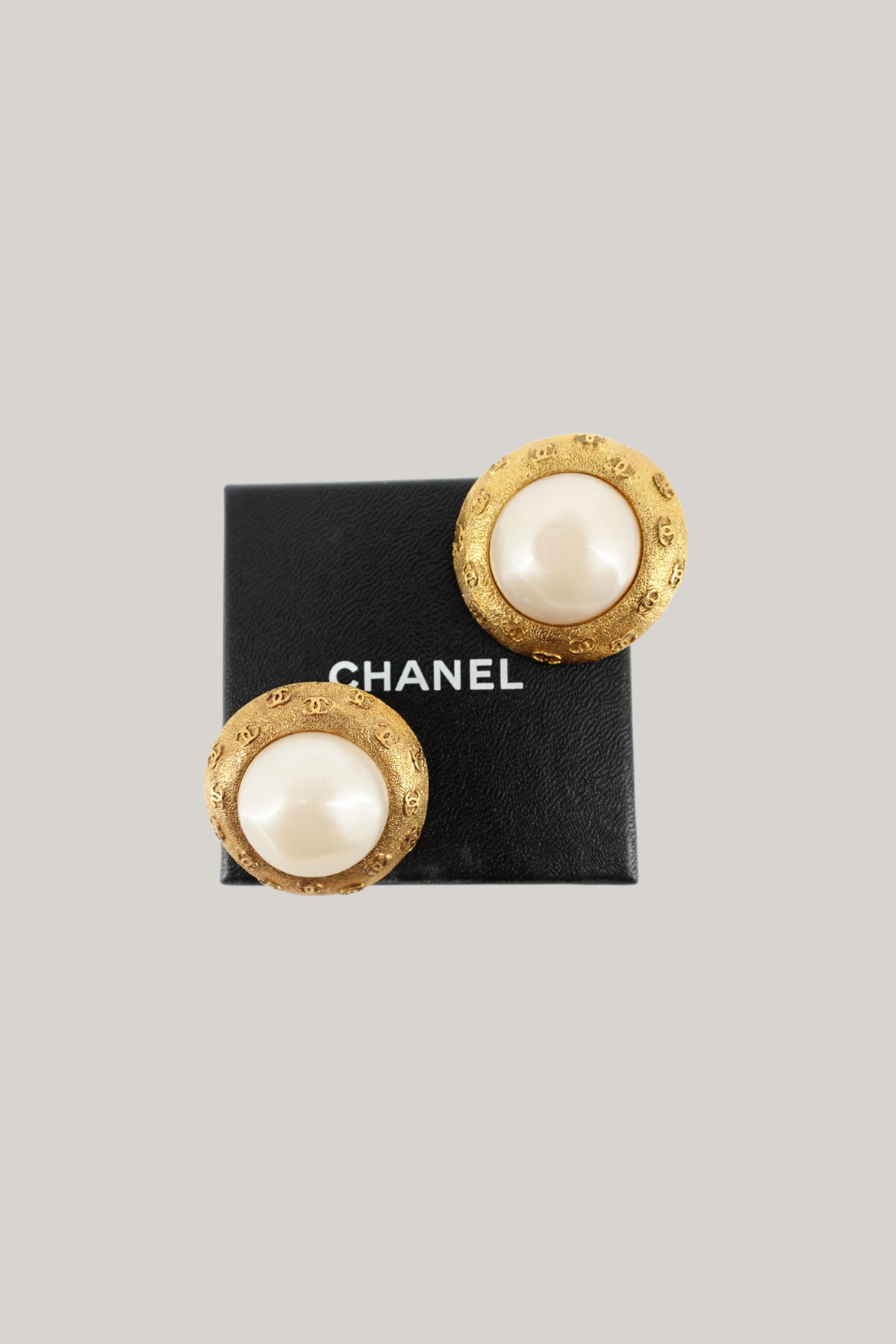 Vintage Chanel Gold Pearl Earrings