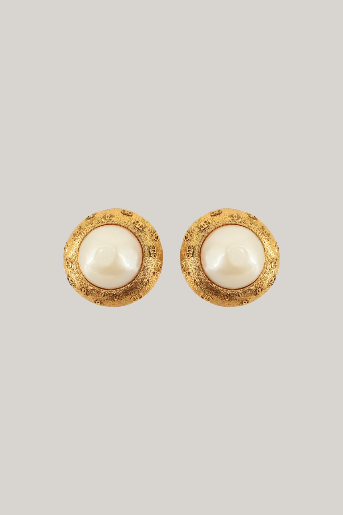Vintage Chanel Gold Pearl Earrings