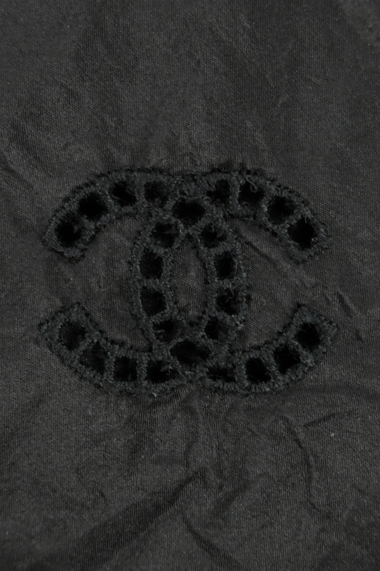Chanel Black CC Embroidered Silk Sleeveless Top (FR38)