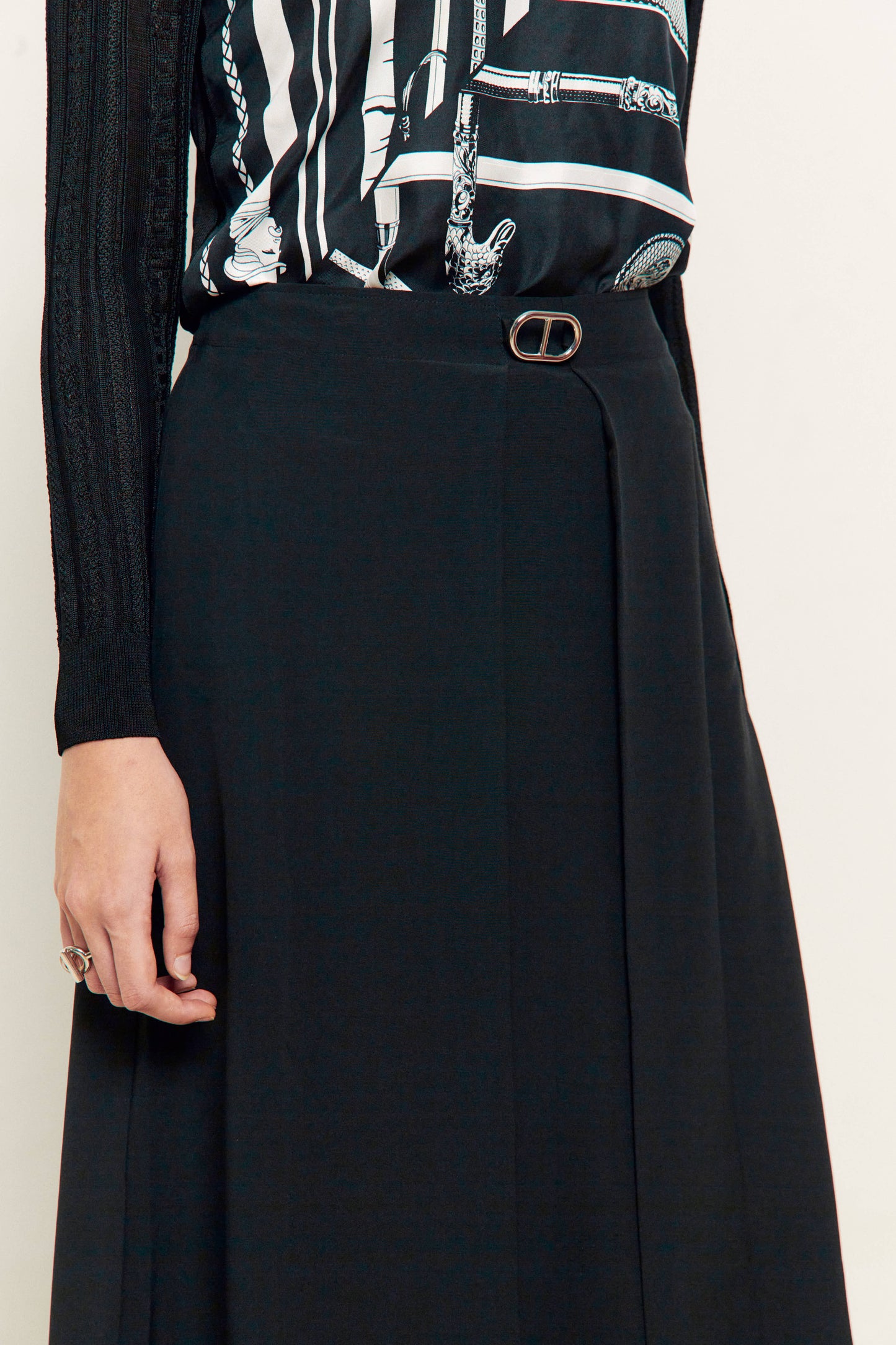 Hermès Black “Chaîne d’Ancre” Pleated Midi Skirt