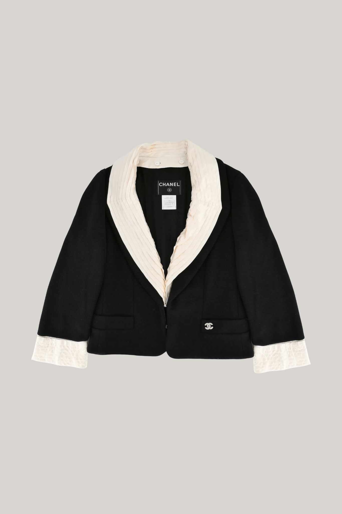2007 Chanel Black Blazer (FR 40)